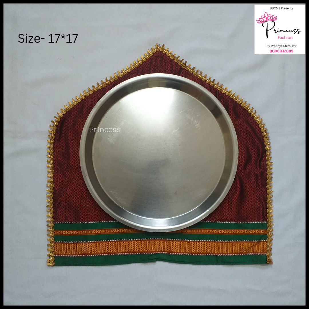 Maroon Nevedya Paan
