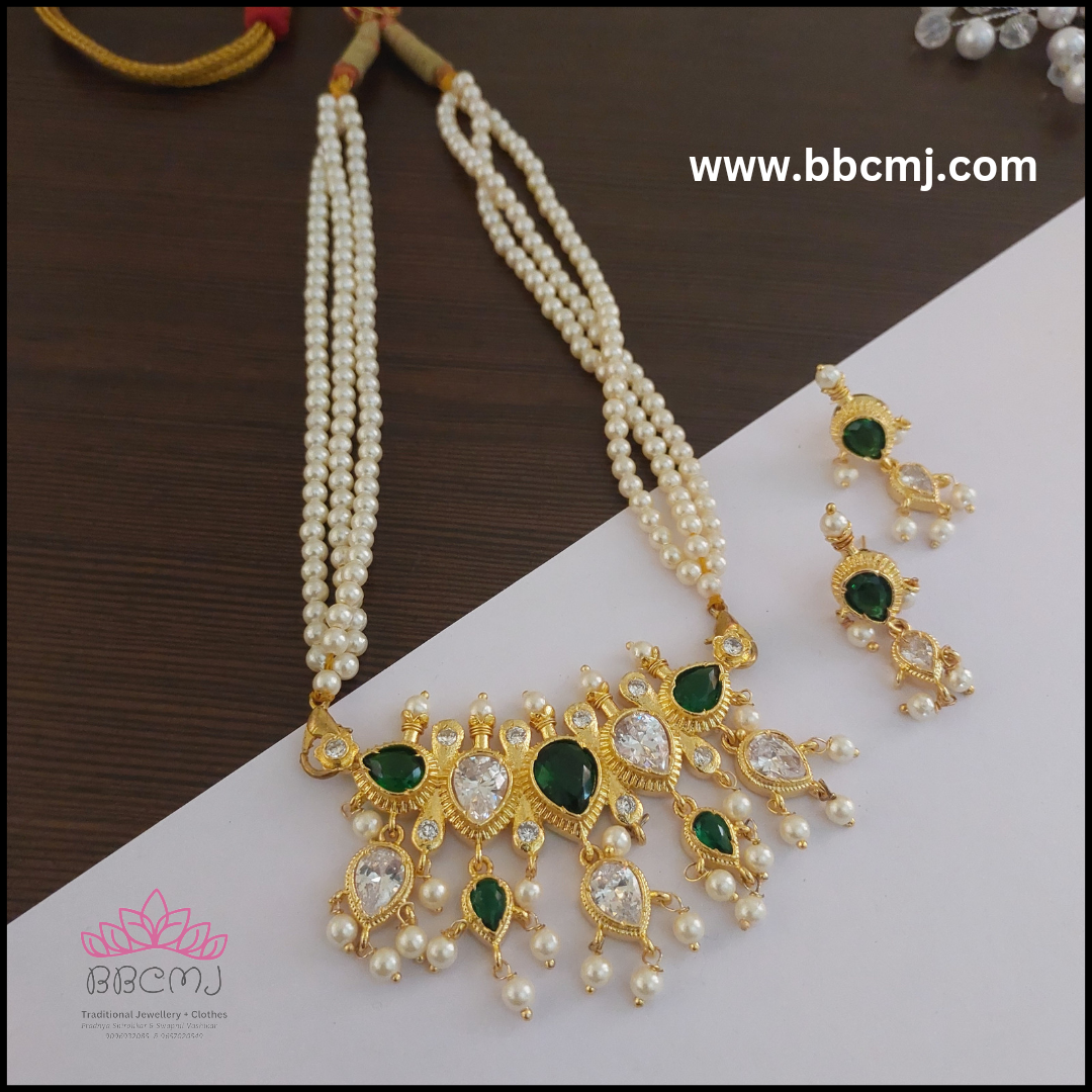 1gm gold Green white stone Tanmani