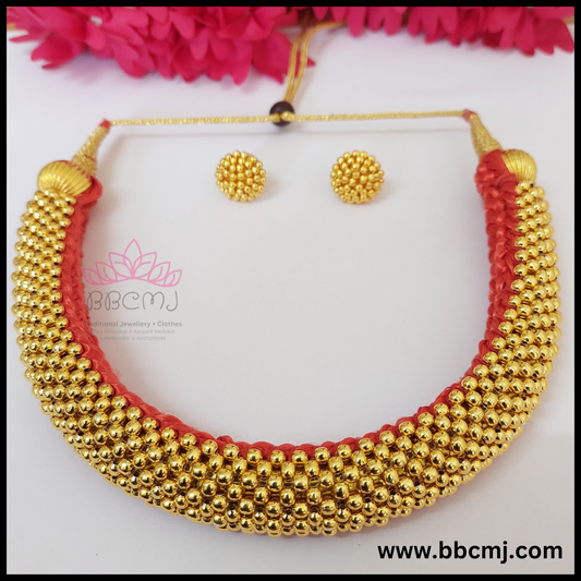 Gold sets 2025 with price