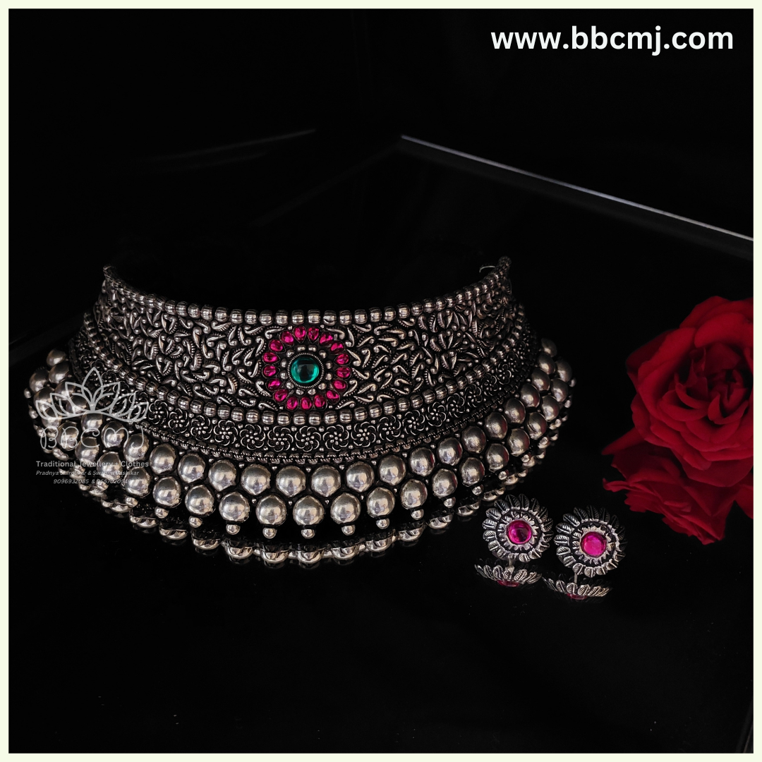 Divya Broad chokar set in real silver coated